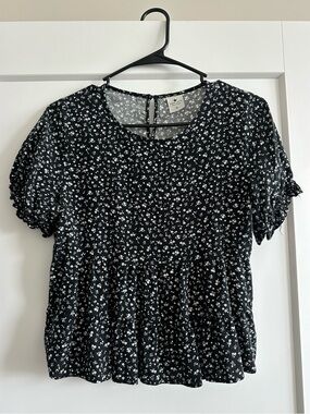 Paper Crane Black Floral Peplum Blouse